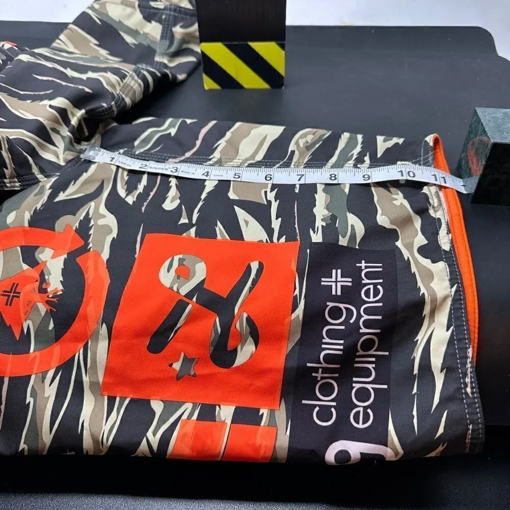 LRG® [Lifted Research Group] Mens TIGER Camo/Orange Logo – Board Shorts